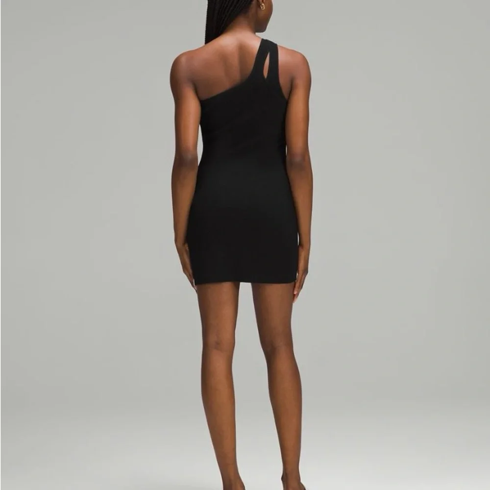 NWT Lululemon Asymmetrical Dress Sz Small